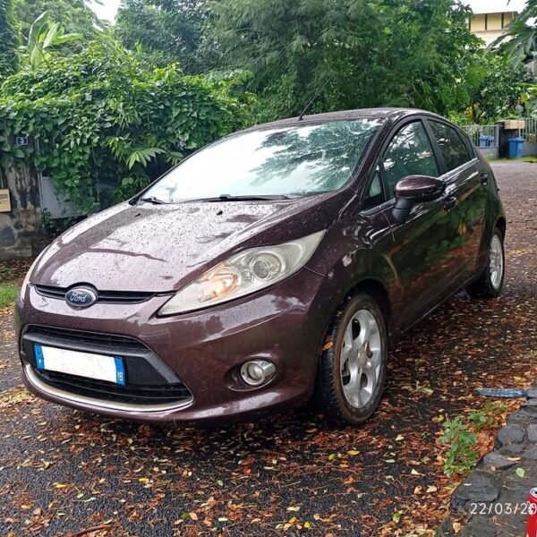 [Réservé] Ford fiesta